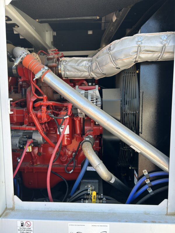 G125 093 Engine and Radiator